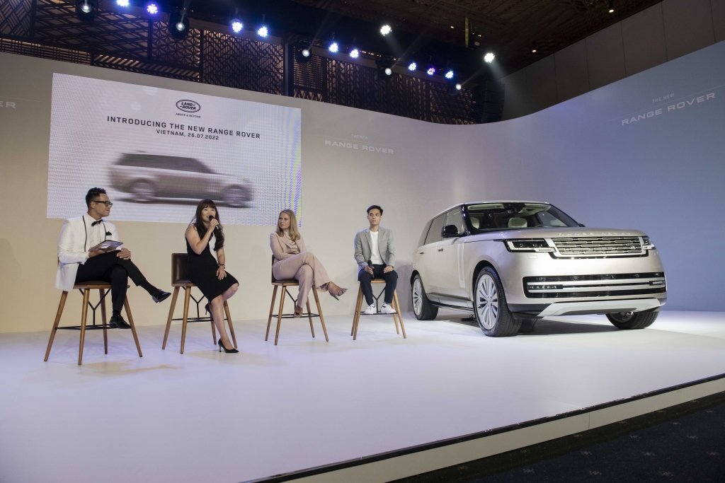 Giá tới 23,8 tỷ đồng, Range Rover mới có gì mà 