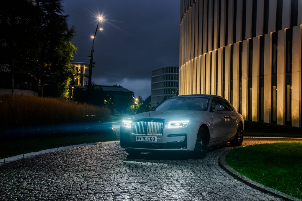 Rolls Royce New Ghost với bộ ảnh “chu du” thế giới