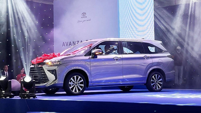 Sản xuất tại Việt Nam, Toyota Veloz Cross và Avanza Premio vẫn giữ giá cạnh tranh