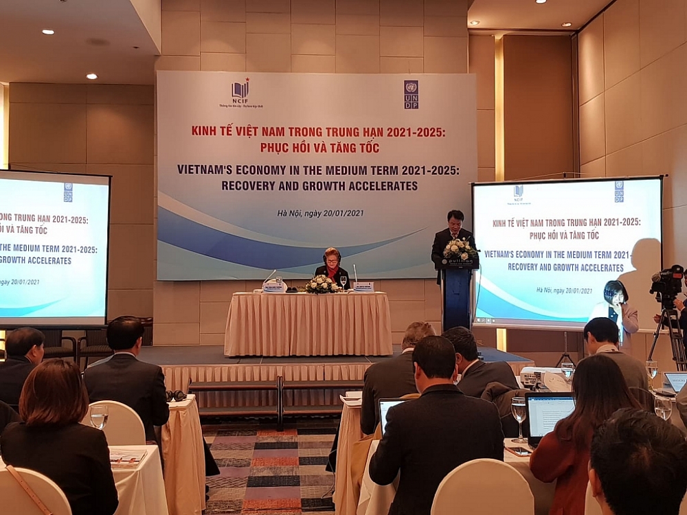 Kinh tế Việt Nam trung hạn 2021-2025: Phục hồi và tăng tốc