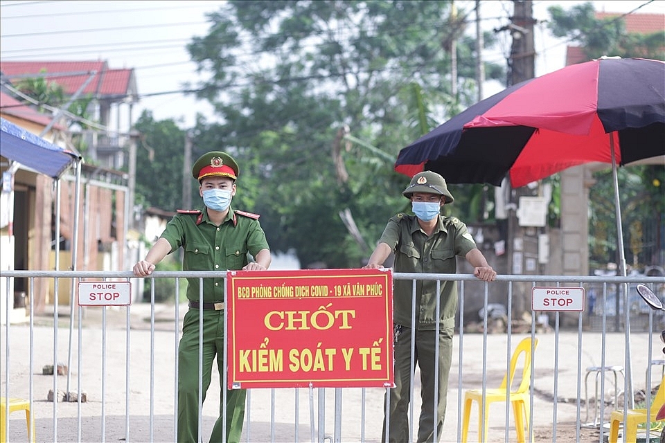 Bảo đảm 22/22 chốt hoạt động 24/24h, kiểm soát 100% người và phương tiện vào TP Hà Nội