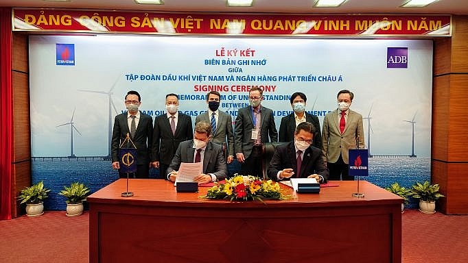 ADB và PVN hợp tác thúc đẩy phát triển năng lượng xanh tại Việt Nam