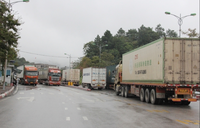 Lạng Sơn khôi phục toàn diện hoạt động thông quan tại cửa khẩu quốc tế Hữu Nghị