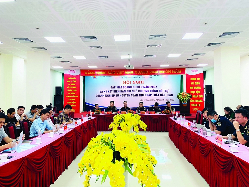 Cục Hải quan Quảng Ninh tổ chức gặp mặt doanh nghiệp năm 2022 (ngày 28/9/2022). 	Ảnh: N.Hòa