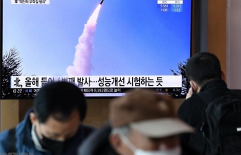 Phủ Tổng thống Hàn Quốc họp khẩn về vụ phóng tên lửa của Triều Tiên