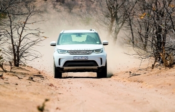 Trải nghiệm Above and Beyond Tour: Cùng Land Rover khám phá thiên nhiên hoang dã ở Namibia