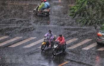 Không khí lạnh tiếp tục gây mưa phùn, thủ đô Hà Nội còn 16 độ C