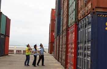 Đã giảm 4.379 container tồn đọng tại cảng biển