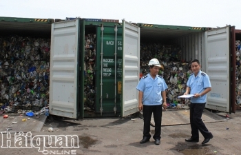 Buộc các hãng tàu tái xuất nếu vận chuyển rác thải vào Việt Nam