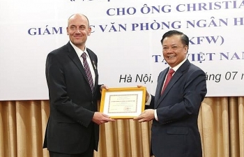 Quy định mới xét tặng Kỷ niệm chương “Vì sự nghiệp Tài chính Việt Nam”