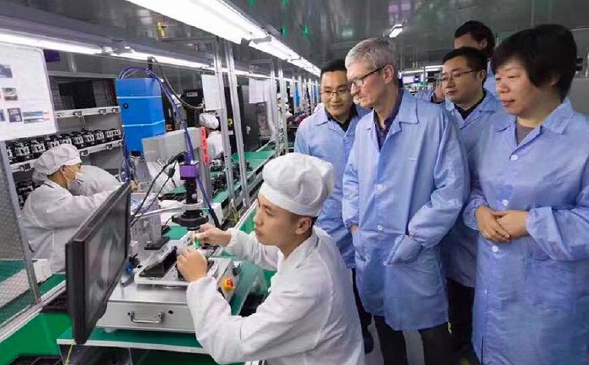 Apple đẩy nhanh việc sản xuất iPad và iPhone từ Trung Quốc sang Việt Nam và Ấn Độ
