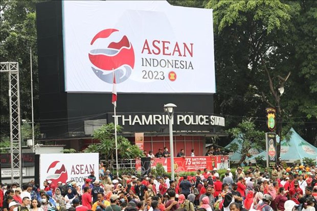 Indonesia cong bo 3 uu tien kinh te trong Nam Chu tich ASEAN 2023 hinh anh 1