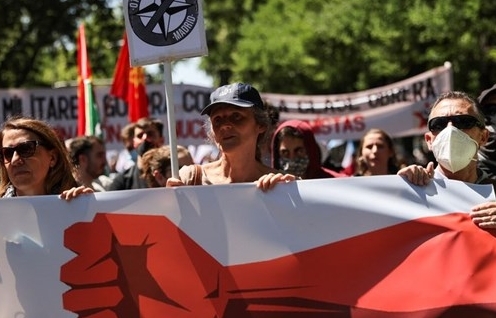 Tây Ban Nha: Hàng nghìn người biểu tình phản đối Hội nghị NATO