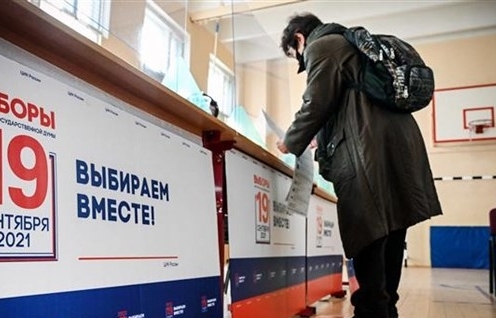 Bầu cử Duma Quốc gia Nga: Đảng cầm quyền tạm thời dẫn đầu