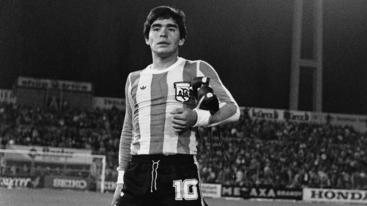 Maradona tỏa sáng ở World Cup trẻ 1979. (Ảnh: Getty)