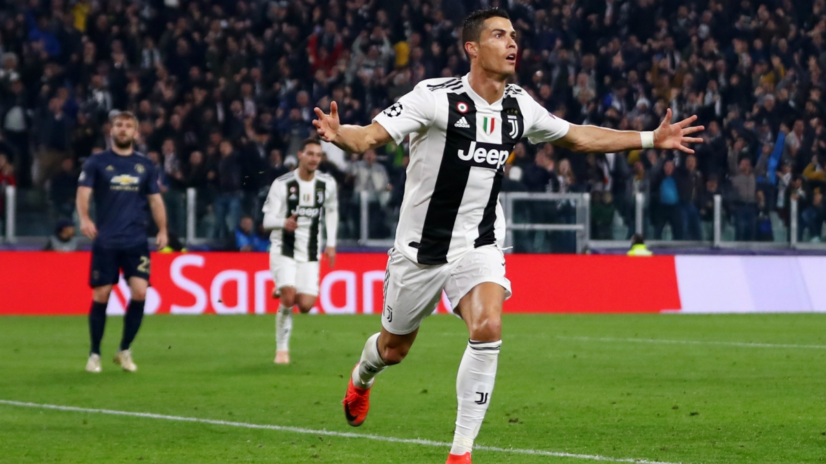 1. Cristiano Ronaldo (Manchester United, Real Madrid, Juventus) - 134 bàn thắng.